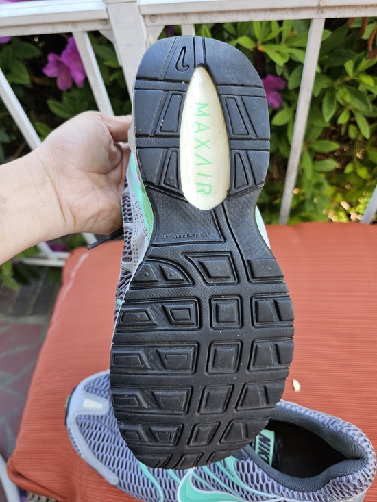 Nike Air Gray Teal Mesh Running Shoes - Picture 2 of 5